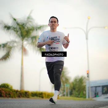 Runner Photo 7870698