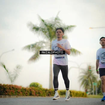 Runner Photo 7870724