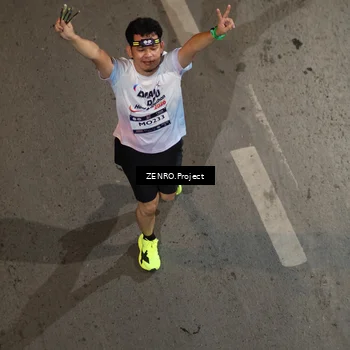 Runner Photo 7870736