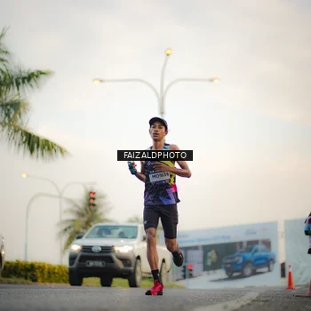 Runner Photo 7870783