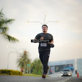 Runner Photo 7870808