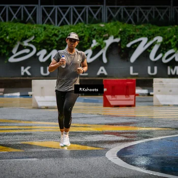 Runner Photo 7870876