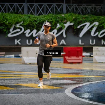 Runner Photo 7870896