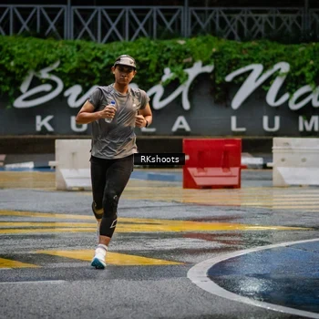 Runner Photo 7870926
