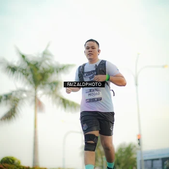 Runner Photo 7871044