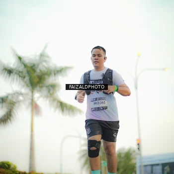 Runner Photo 7871047