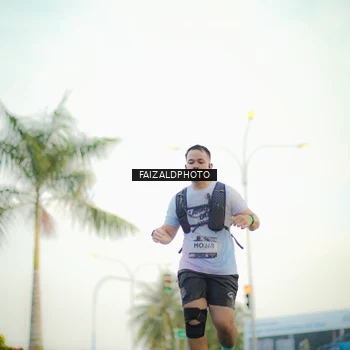 Runner Photo 7871057