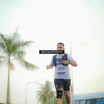 Runner Photo 7871059