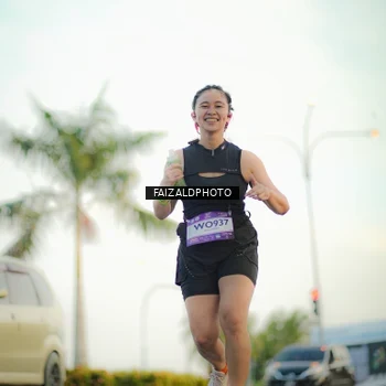 Runner Photo 7871061