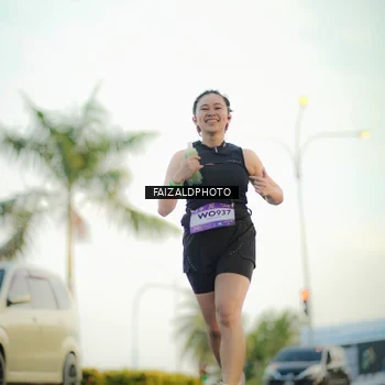 Runner Photo 7871065