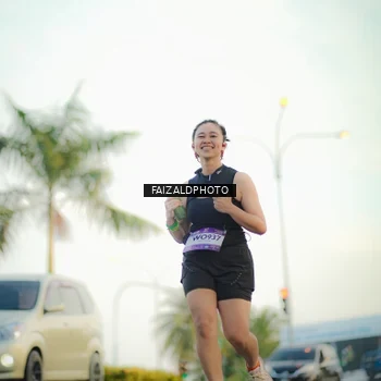 Runner Photo 7871066