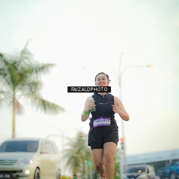 Runner Photo 7871067