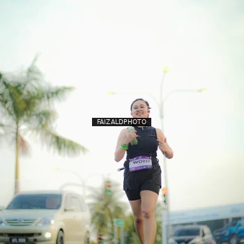 Runner Photo 7871073