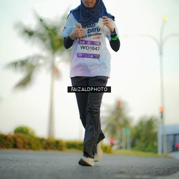 Runner Photo 7871080