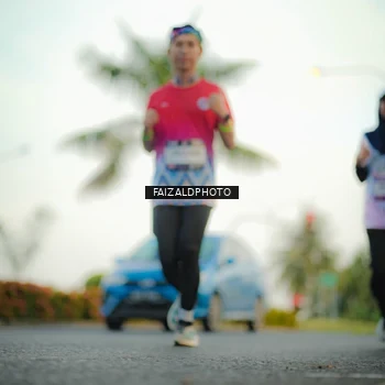 Runner Photo 7871085