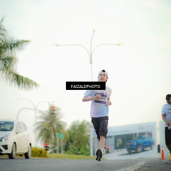Runner Photo 7871113