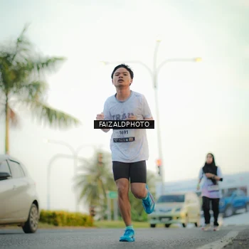 Runner Photo 7871131