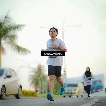Runner Photo 7871134
