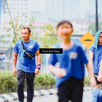 Runner Photo 7871144