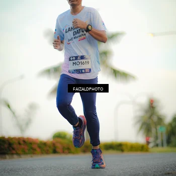 Runner Photo 7871145