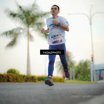 Runner Photo 7871148
