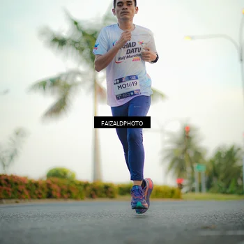 Runner Photo 7871150