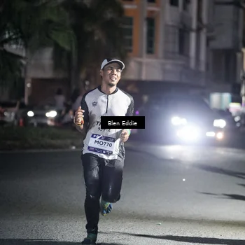 Runner Photo 7871153