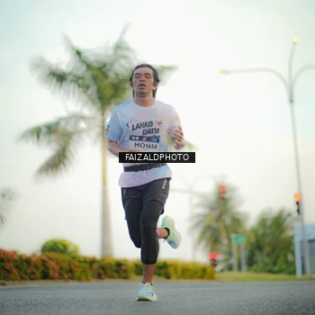 Runner Photo 7871165