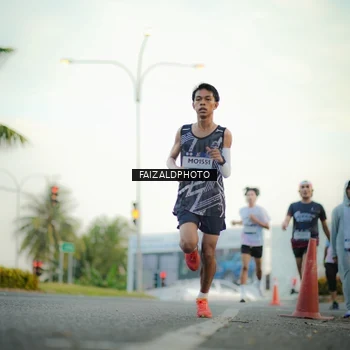 Runner Photo 7871212