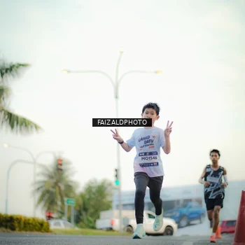 Runner Photo 7871221