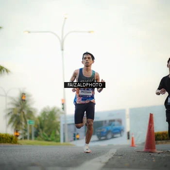 Runner Photo 7871227