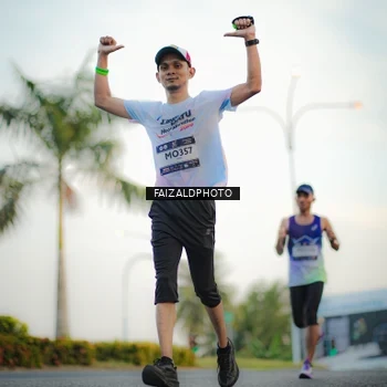 Runner Photo 7871240