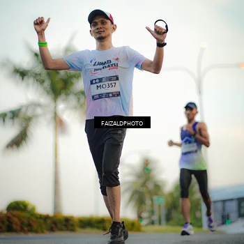 Runner Photo 7871245