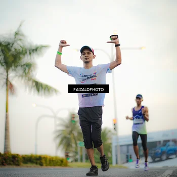Runner Photo 7871246
