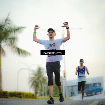 Runner Photo 7871248