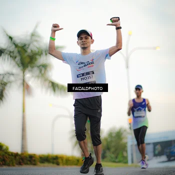 Runner Photo 7871251
