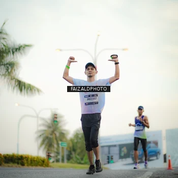 Runner Photo 7871272