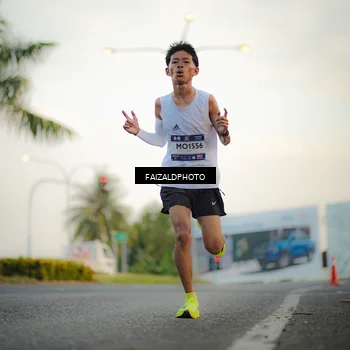 Runner Photo 7871291