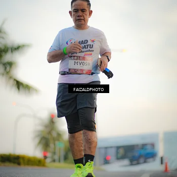 Runner Photo 7871300