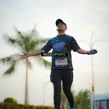 Runner Photo 7871332