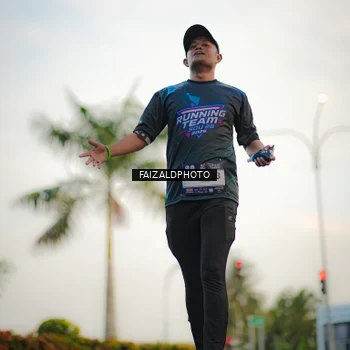 Runner Photo 7871336