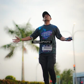 Runner Photo 7871340