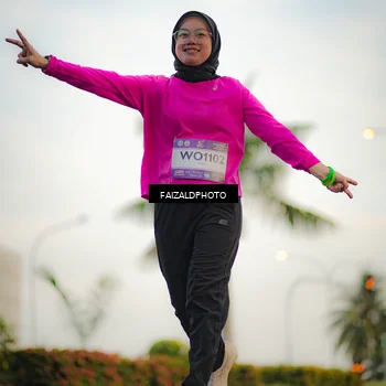 Runner Photo 7871347