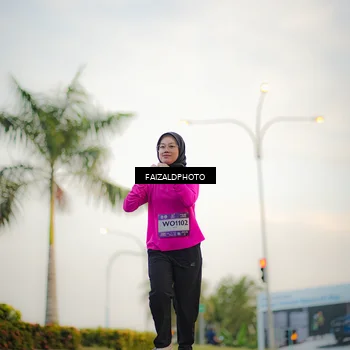 Runner Photo 7871365