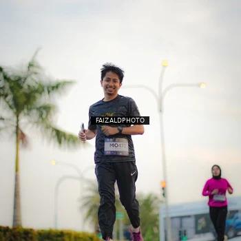 Runner Photo 7871372