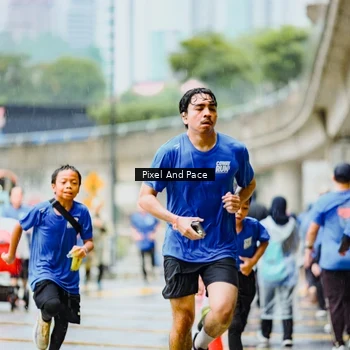 Runner Photo 7871395