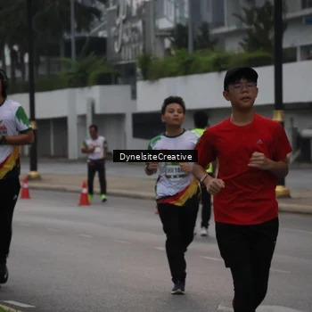 Runner Photo 7871399