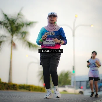 Runner Photo 7871405