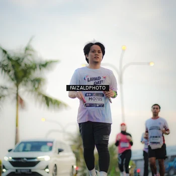 Runner Photo 7871431