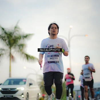 Runner Photo 7871433